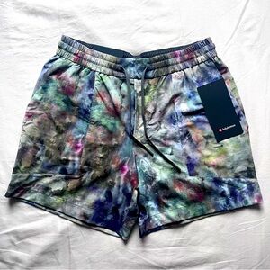 Brand New Lululemon Bowline Shorts 5” (M)
